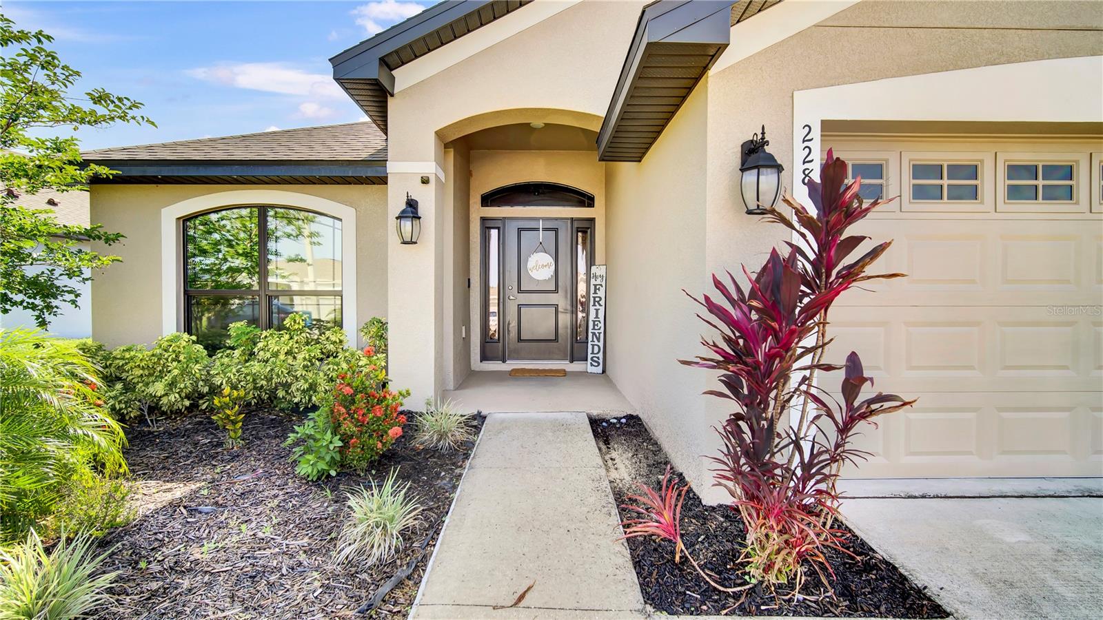 228 BERGAMOT LOOP