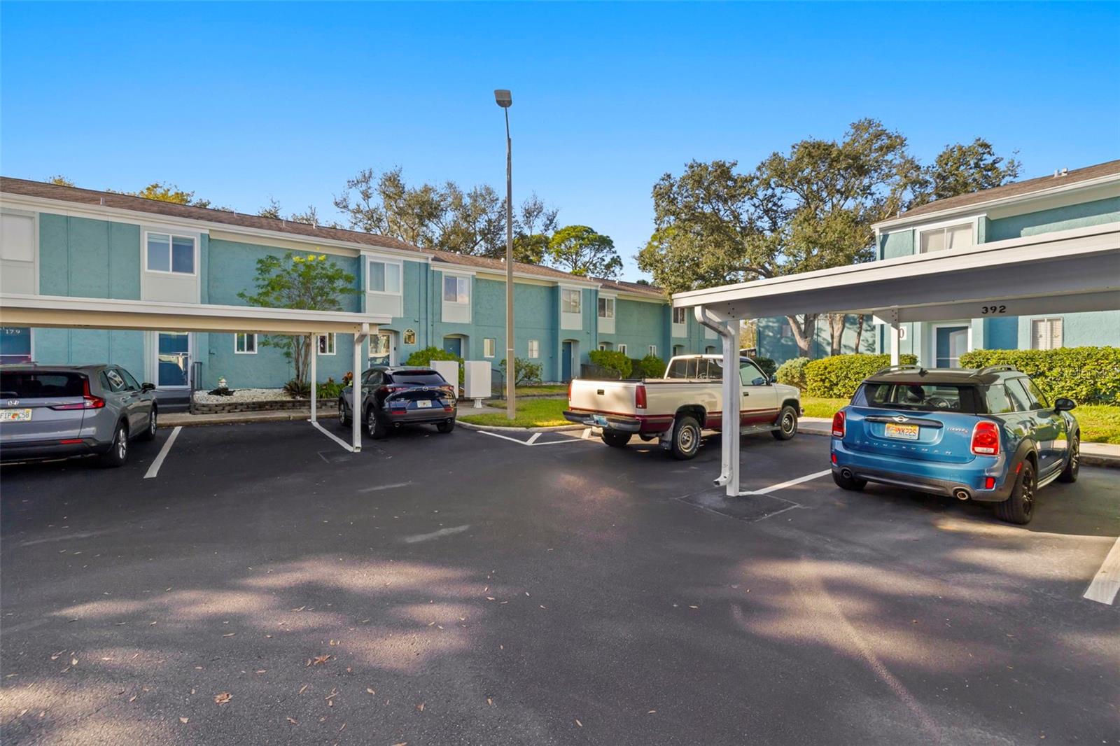 WINDWARD POINTE ST PETERSBURG - Residential