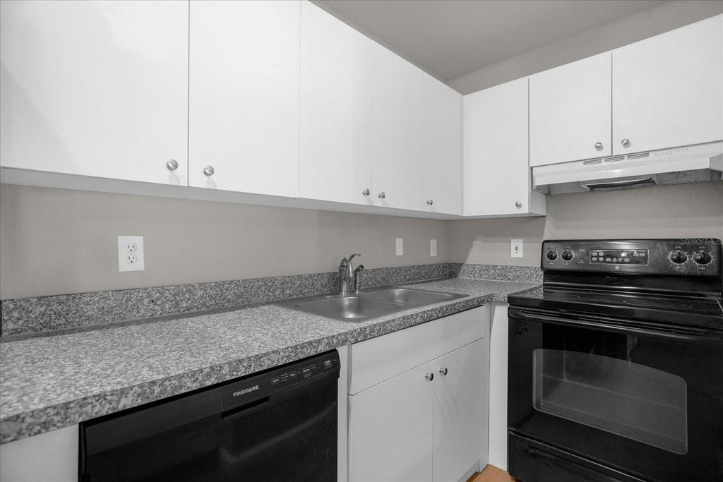 Photo of 6376 Raleigh Street #2015, Orlando, FL 32835 (MLS # S5158847)