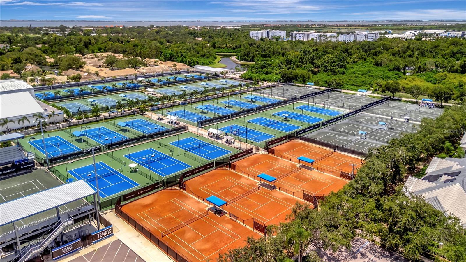 BOLLETTIERI RESORT VILLAS XII - Residential