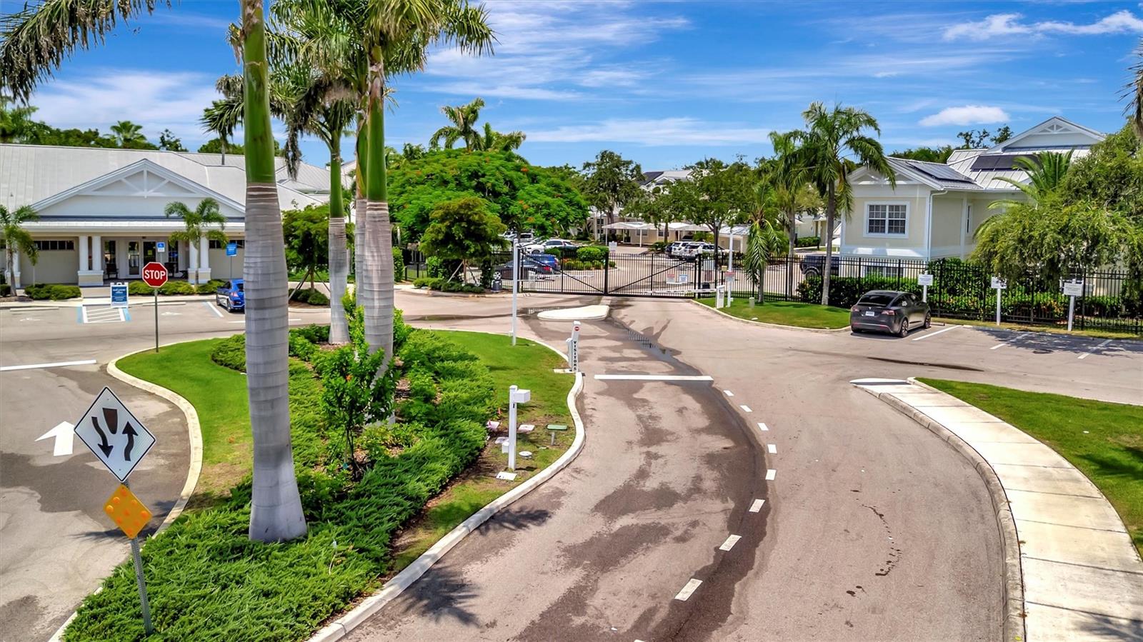 BOLLETTIERI RESORT VILLAS XII - Residential