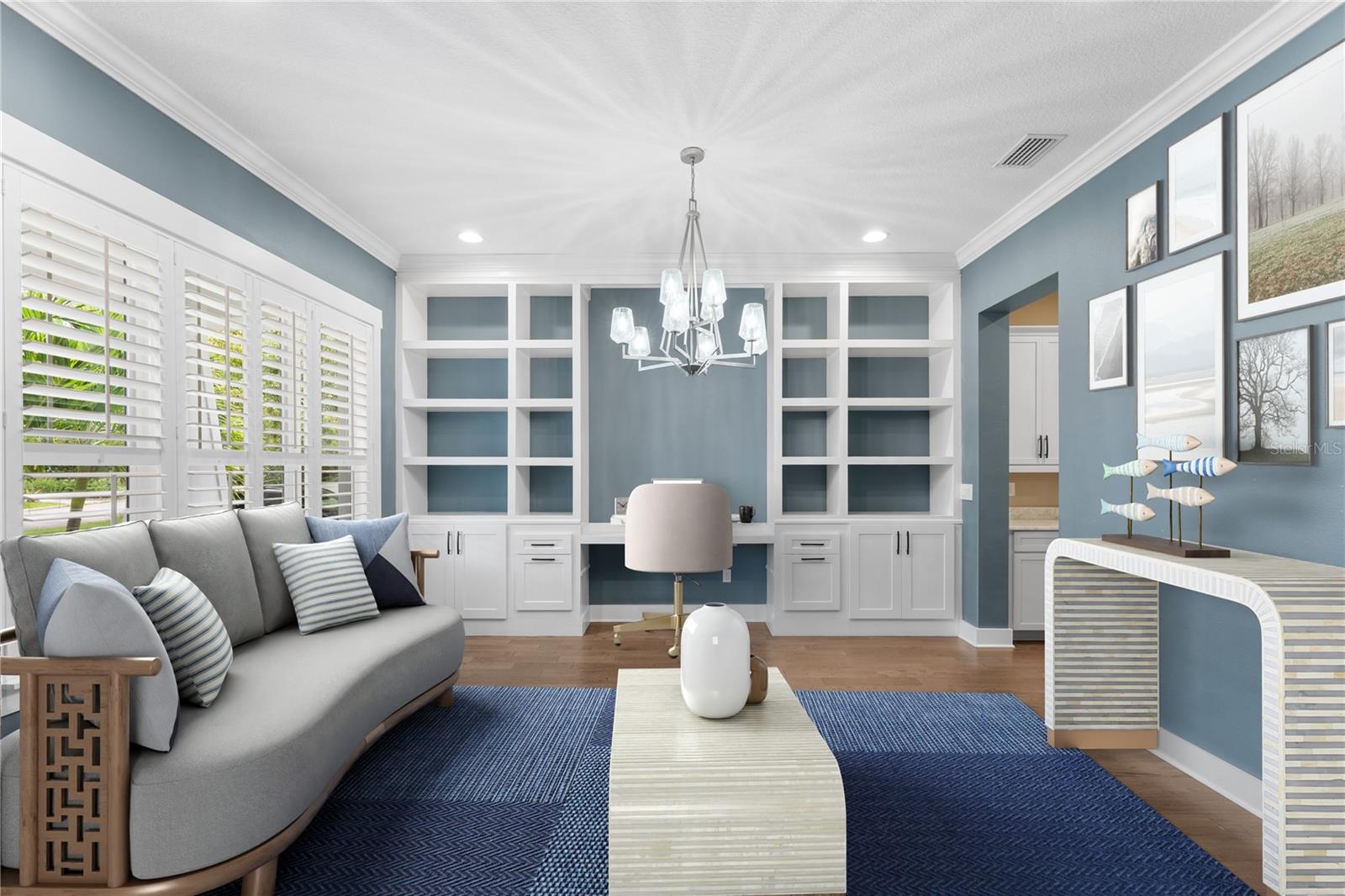 3611 W ROYAL PALM CIRCLE