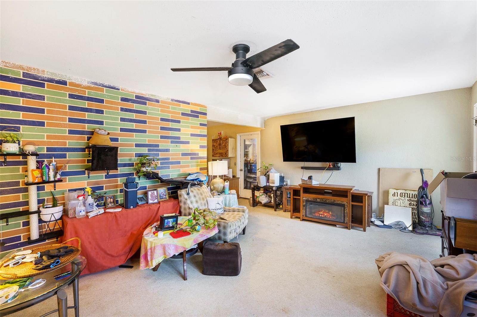 2078 SHADOW LANE