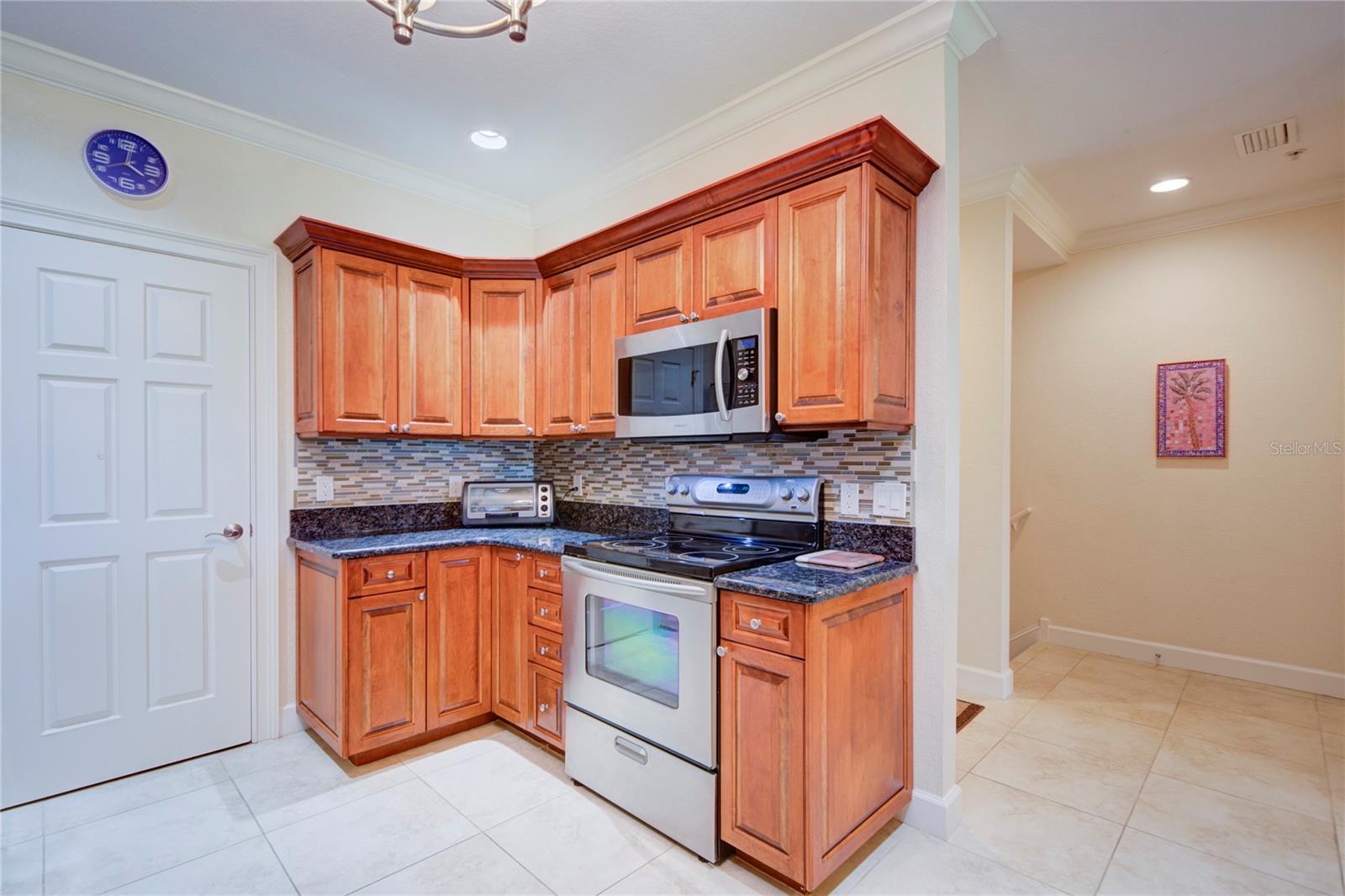 300 CAPRI BLVD - Residential Lease