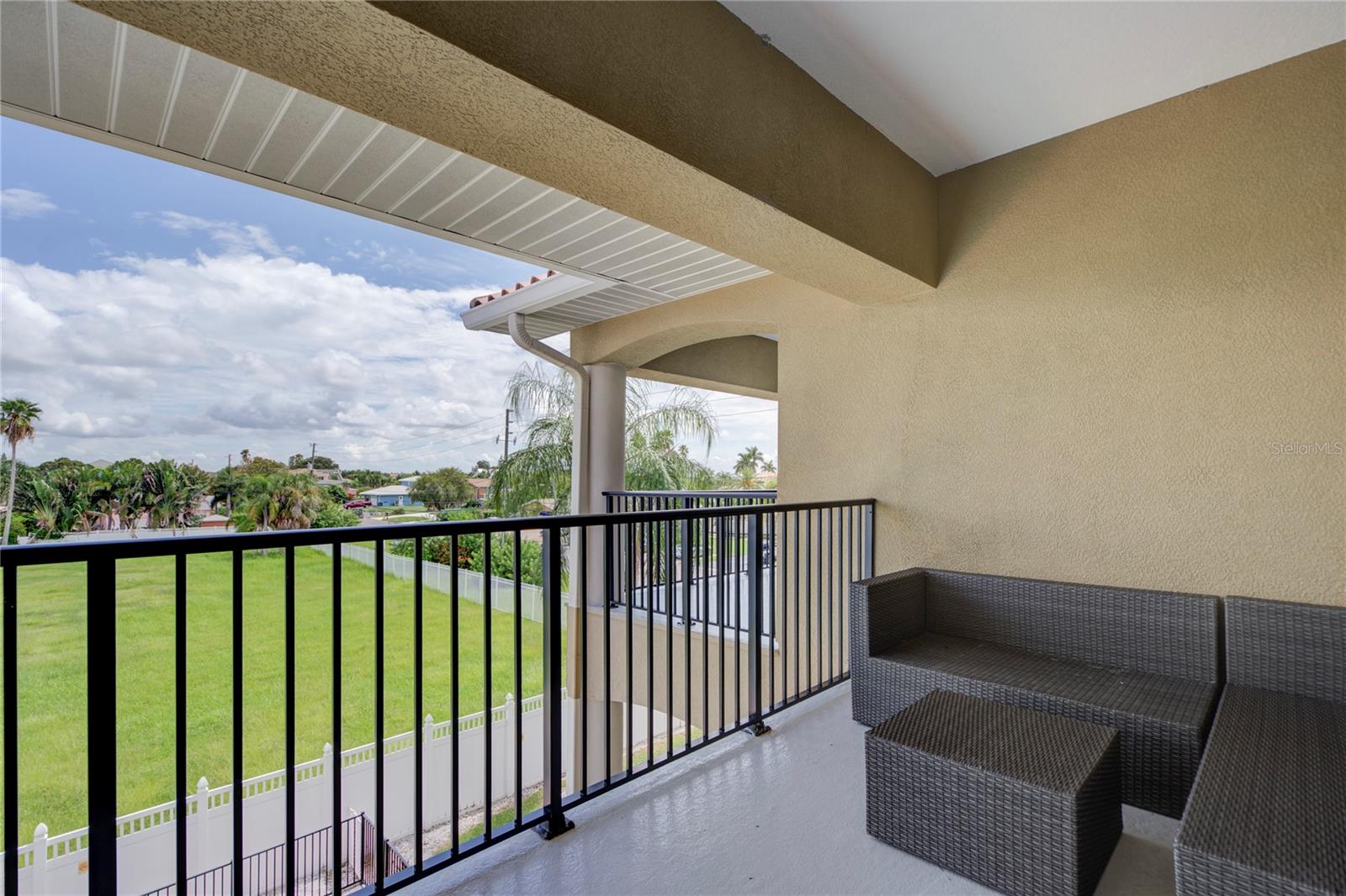 300 CAPRI BLVD - Residential Lease