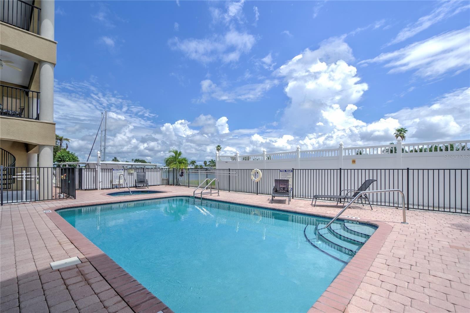 300 CAPRI BLVD - Residential Lease