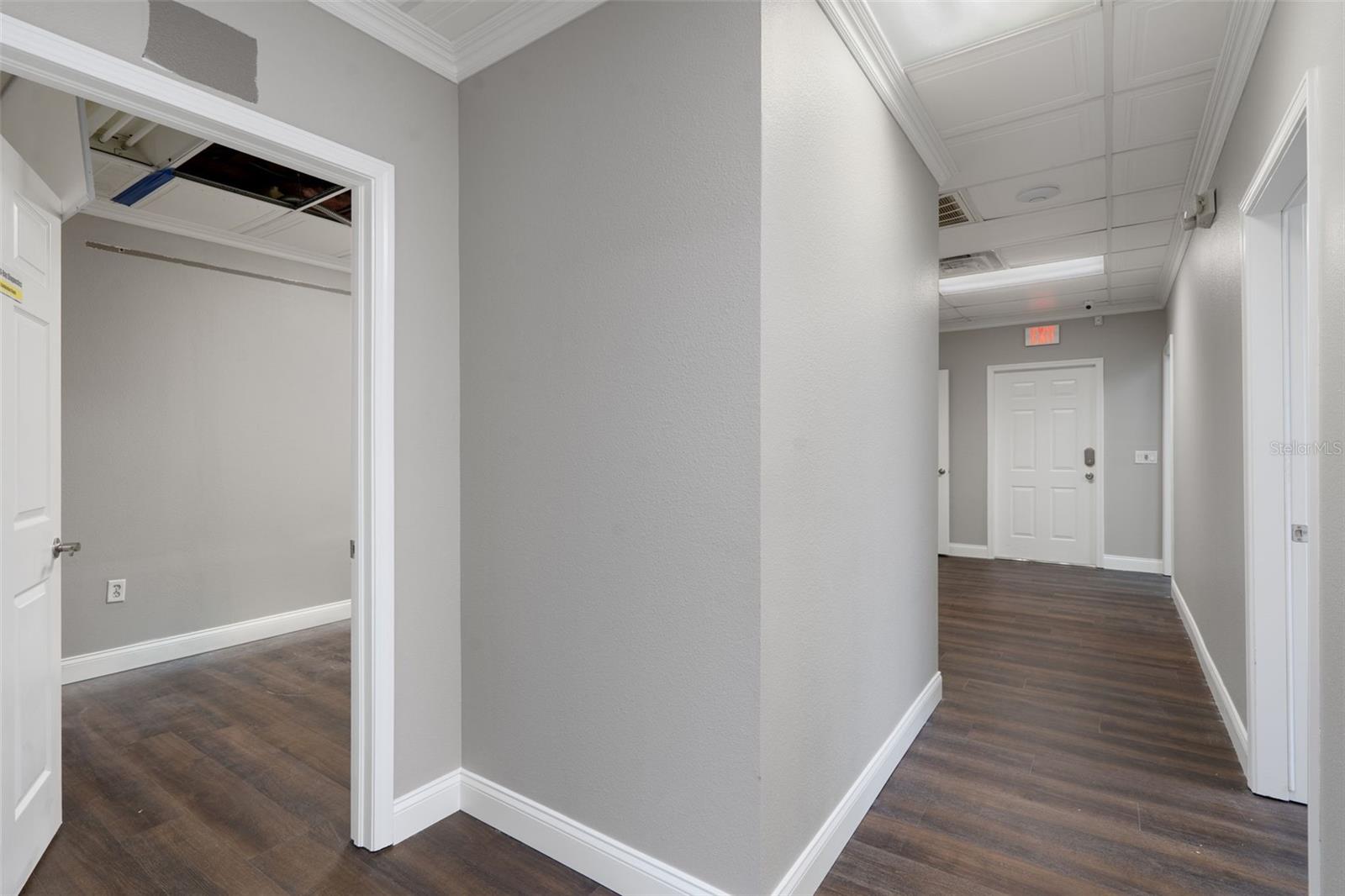 SPRING HILL - Commercial Lease