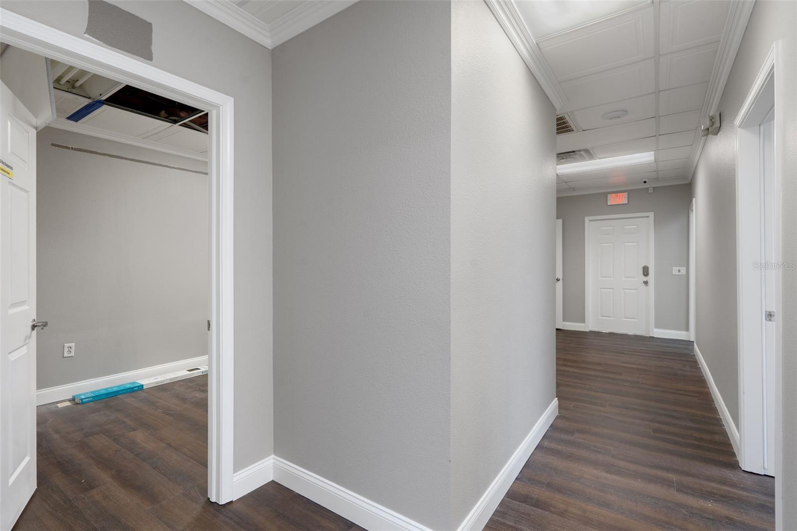 SPRING HILL - Commercial Lease
