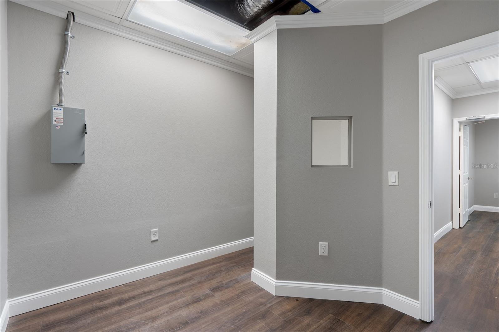SPRING HILL - Commercial Lease