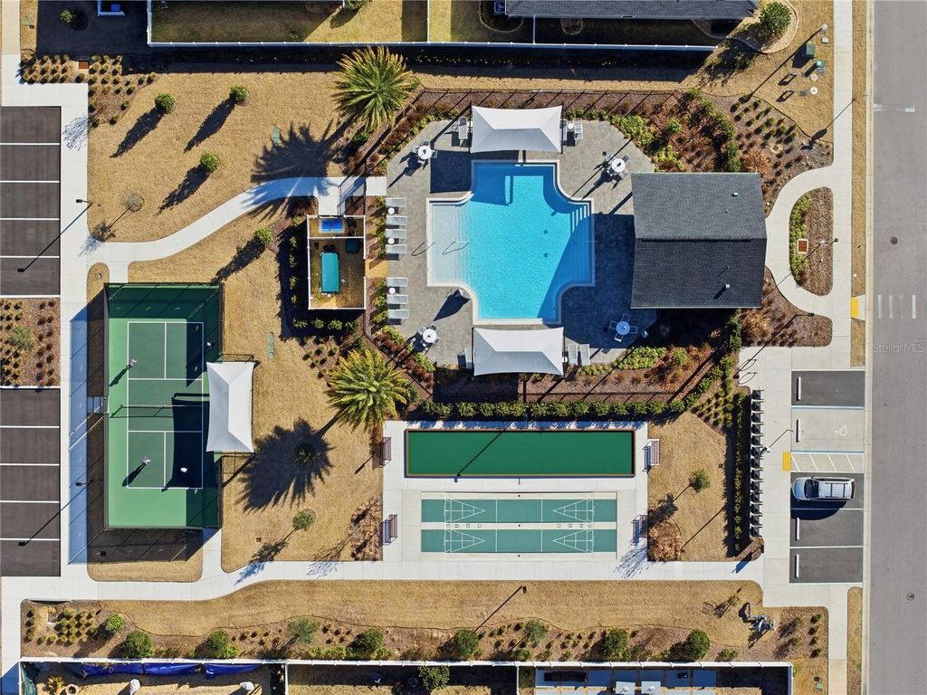 Photo of 7561 SW 76th Terrace, Ocala, FL 34481 (MLS # OM718153)