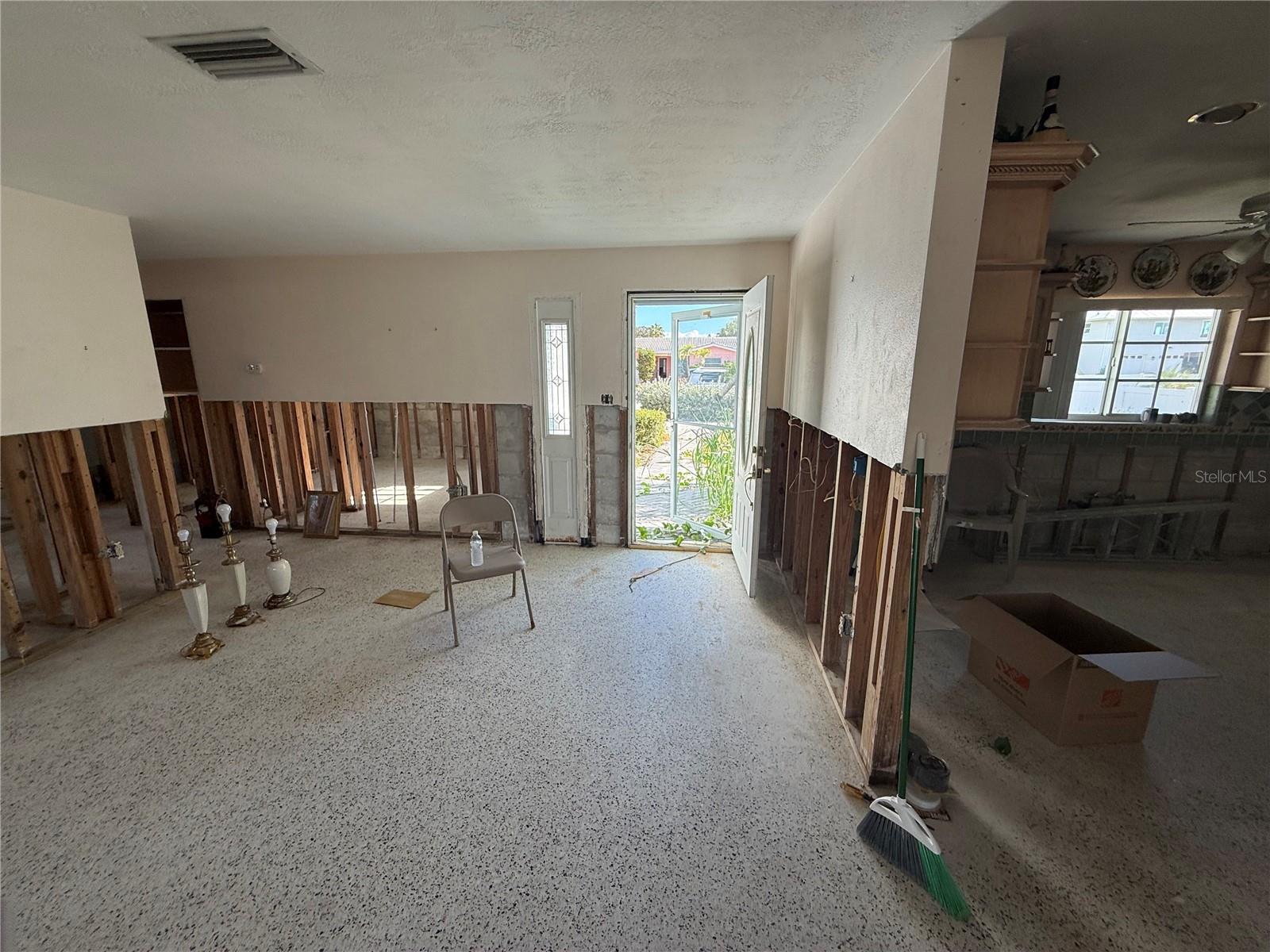 NORTH UNIT 1 - Residential