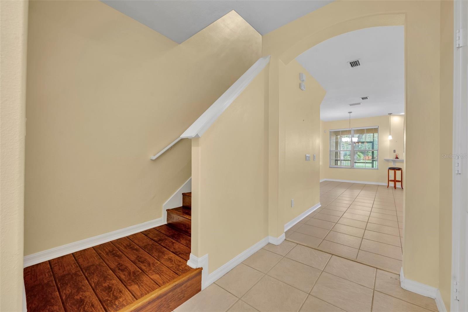 1534 BARKING DEER COVE