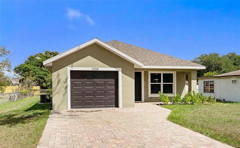 Photo of 2008 2nd Avenue E, Palmetto, FL 34221 (MLS # A4687281)