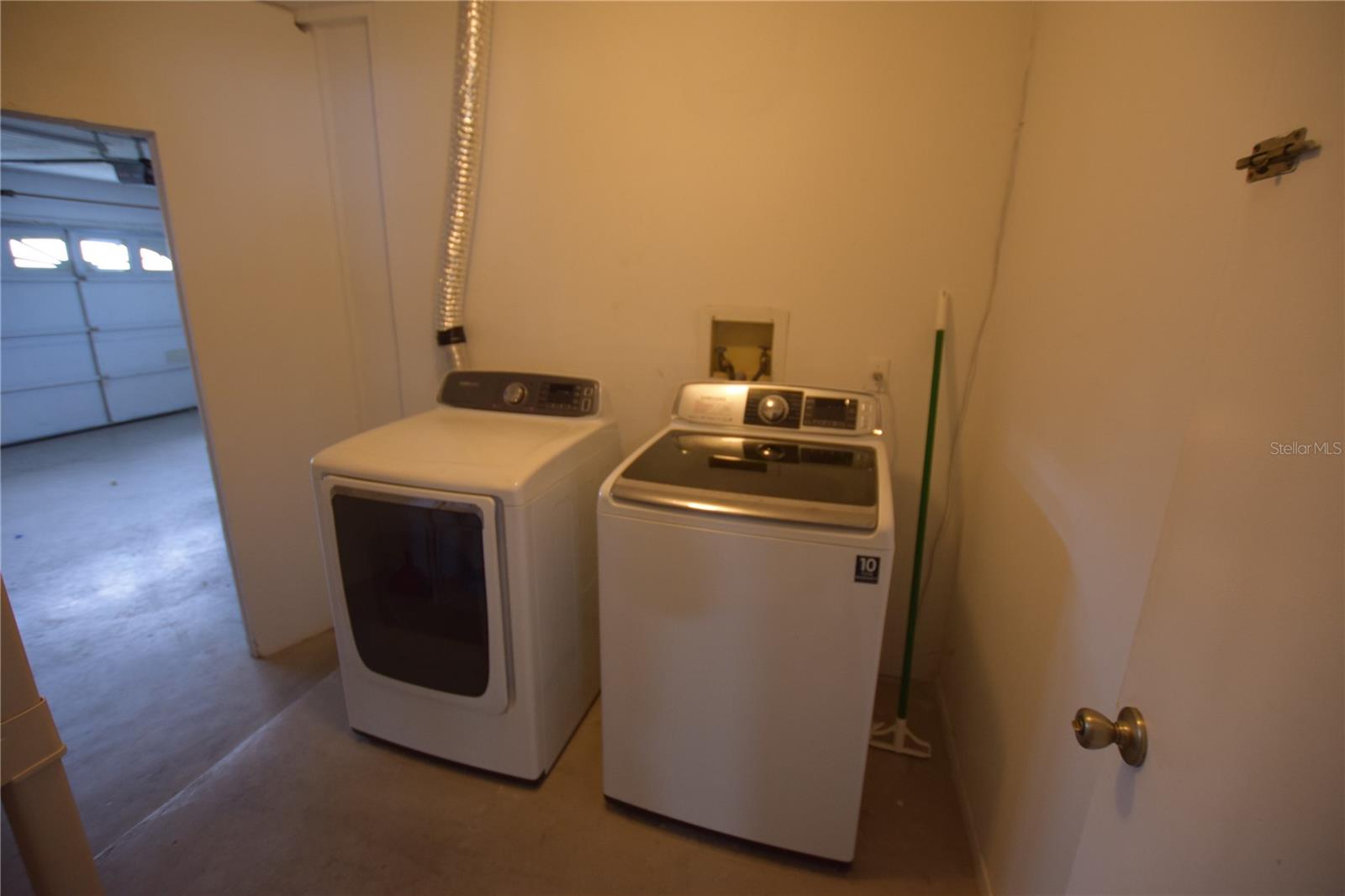INDIAN RIDGE UNIT 02 - Residential Lease