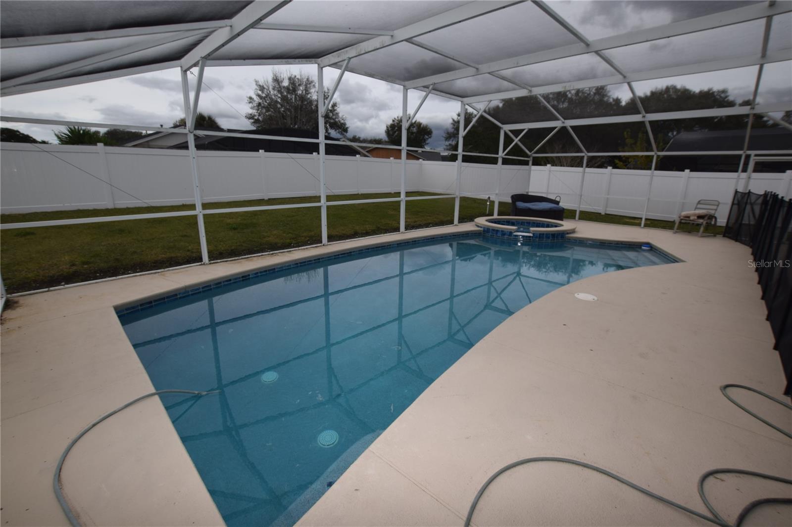 INDIAN RIDGE UNIT 02 - Residential Lease