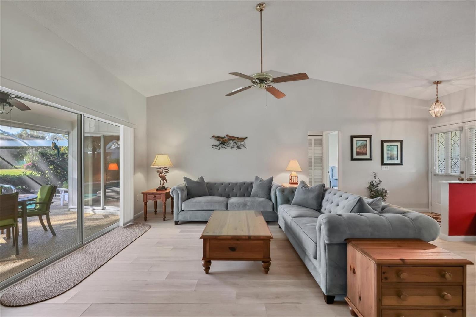 GARDEN LAKES VILLAGE SEC 4 - Residential