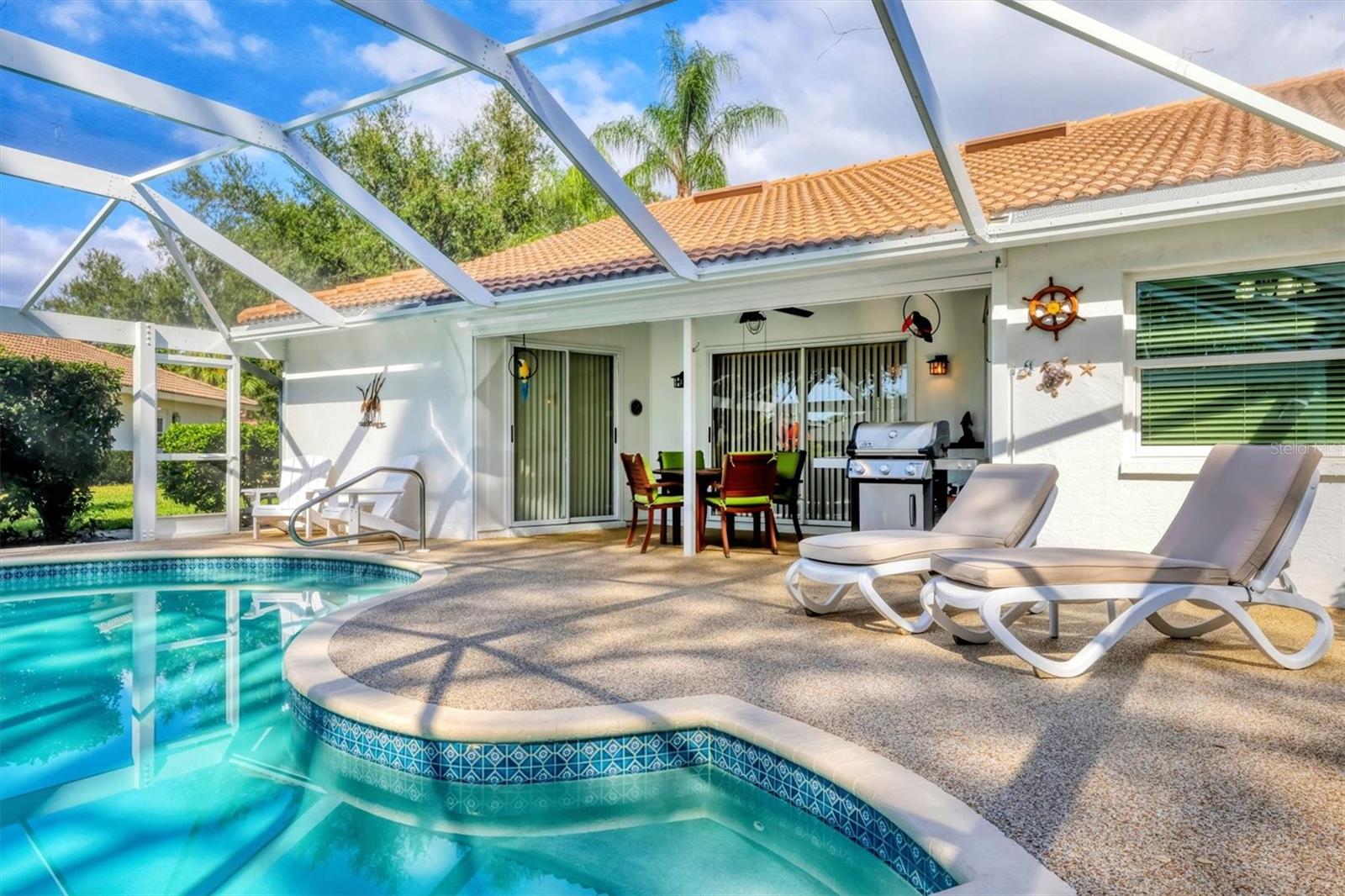 GARDEN LAKES VILLAGE SEC 4 - Residential