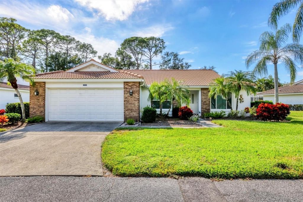 Photo of 5908 Garden Lakes Majestic, Bradenton, FL 34203 (MLS # A4671472)