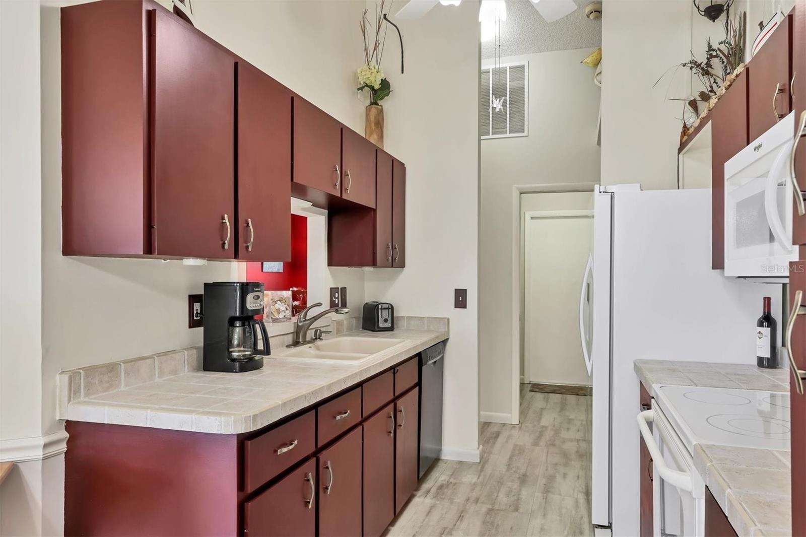 GARDEN LAKES VILLAGE SEC 4 - Residential