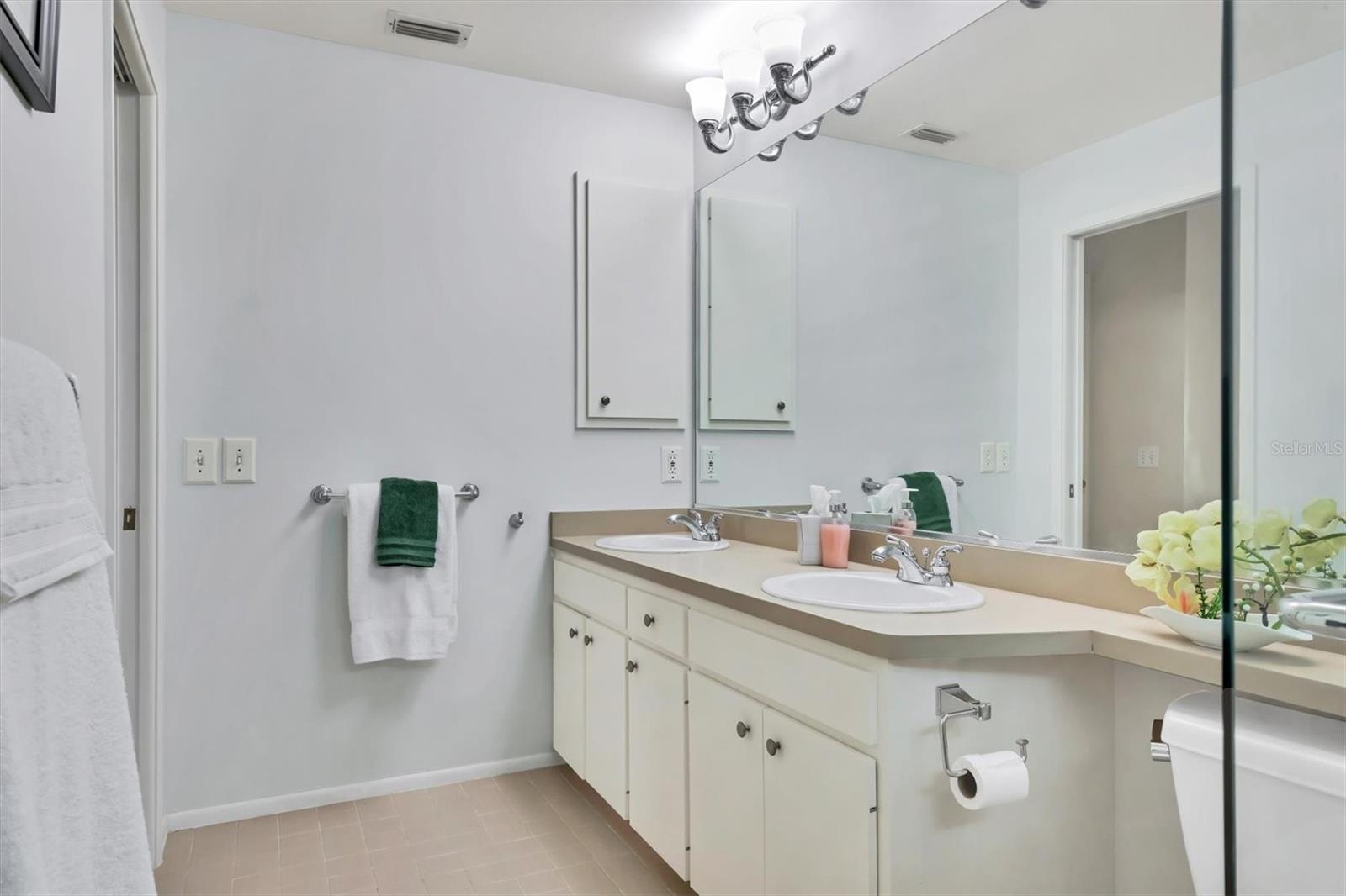 GARDEN LAKES VILLAGE SEC 4 - Residential