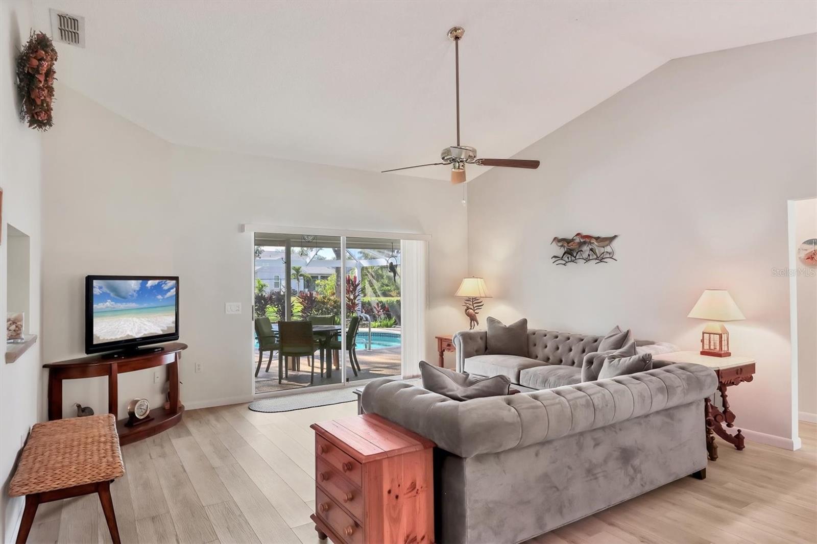 GARDEN LAKES VILLAGE SEC 4 - Residential