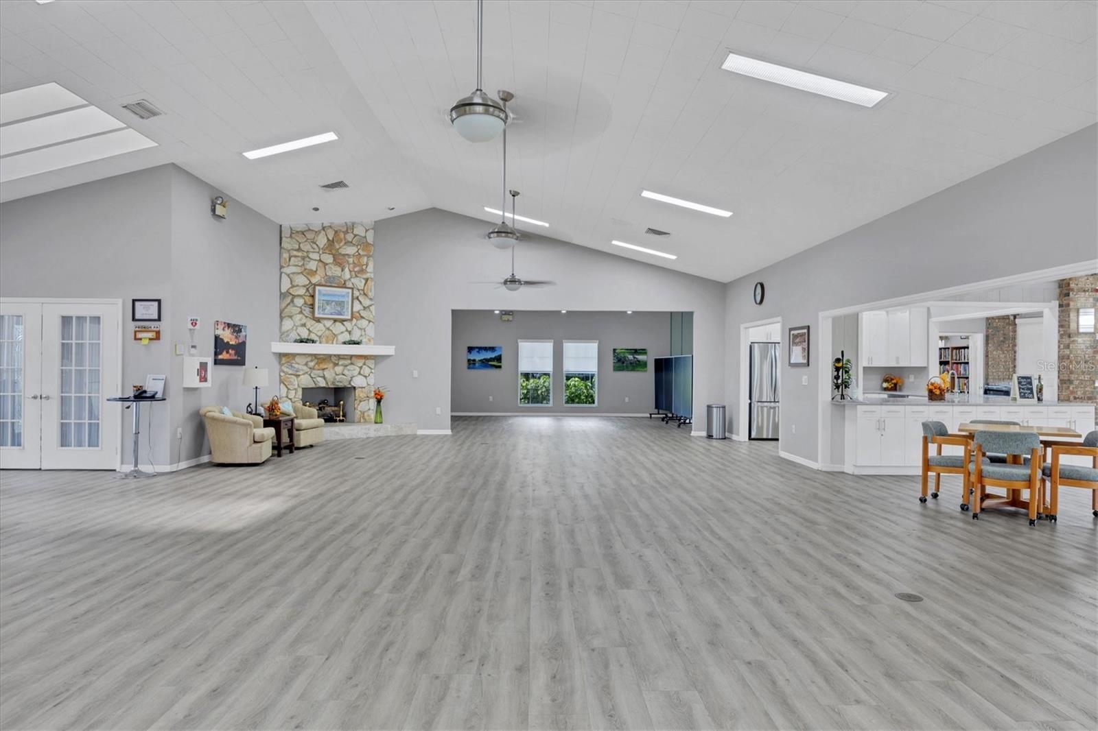 GARDEN LAKES VILLAGE SEC 4 - Residential