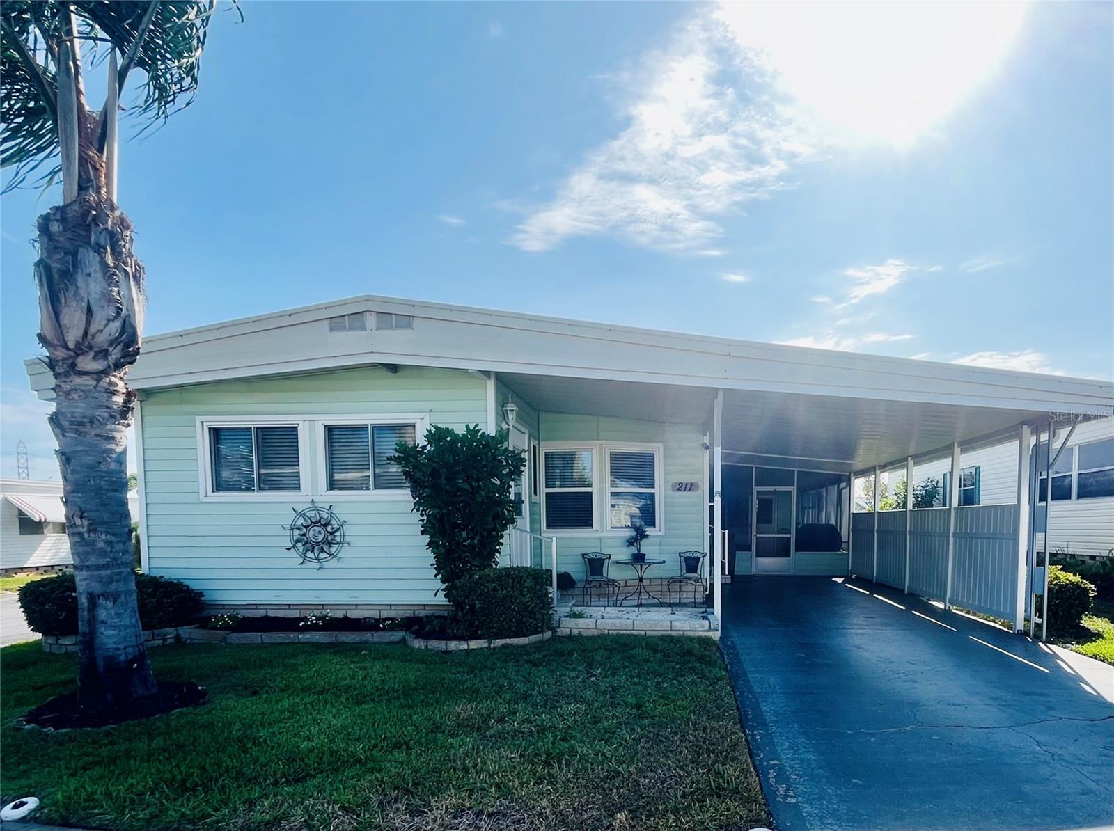 211 PINEBARK DRIVE