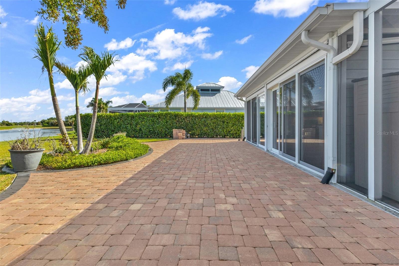 THORNTON CRK MOTORCOACH RESIDENCE - Residential