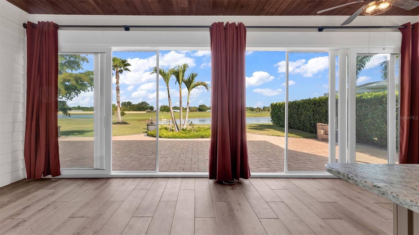 THORNTON CRK MOTORCOACH RESIDENCE - Residential