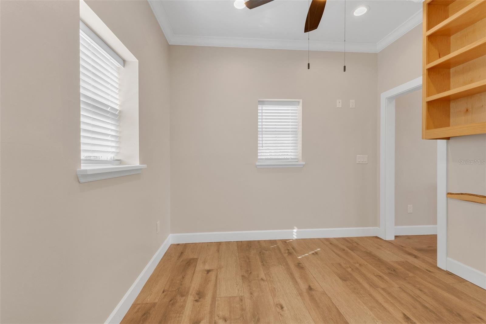 THORNTON CRK MOTORCOACH RESIDENCE - Residential