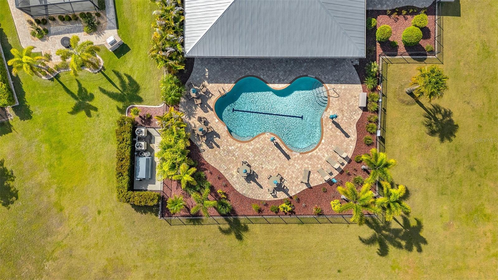 THORNTON CRK MOTORCOACH RESIDENCE - Residential