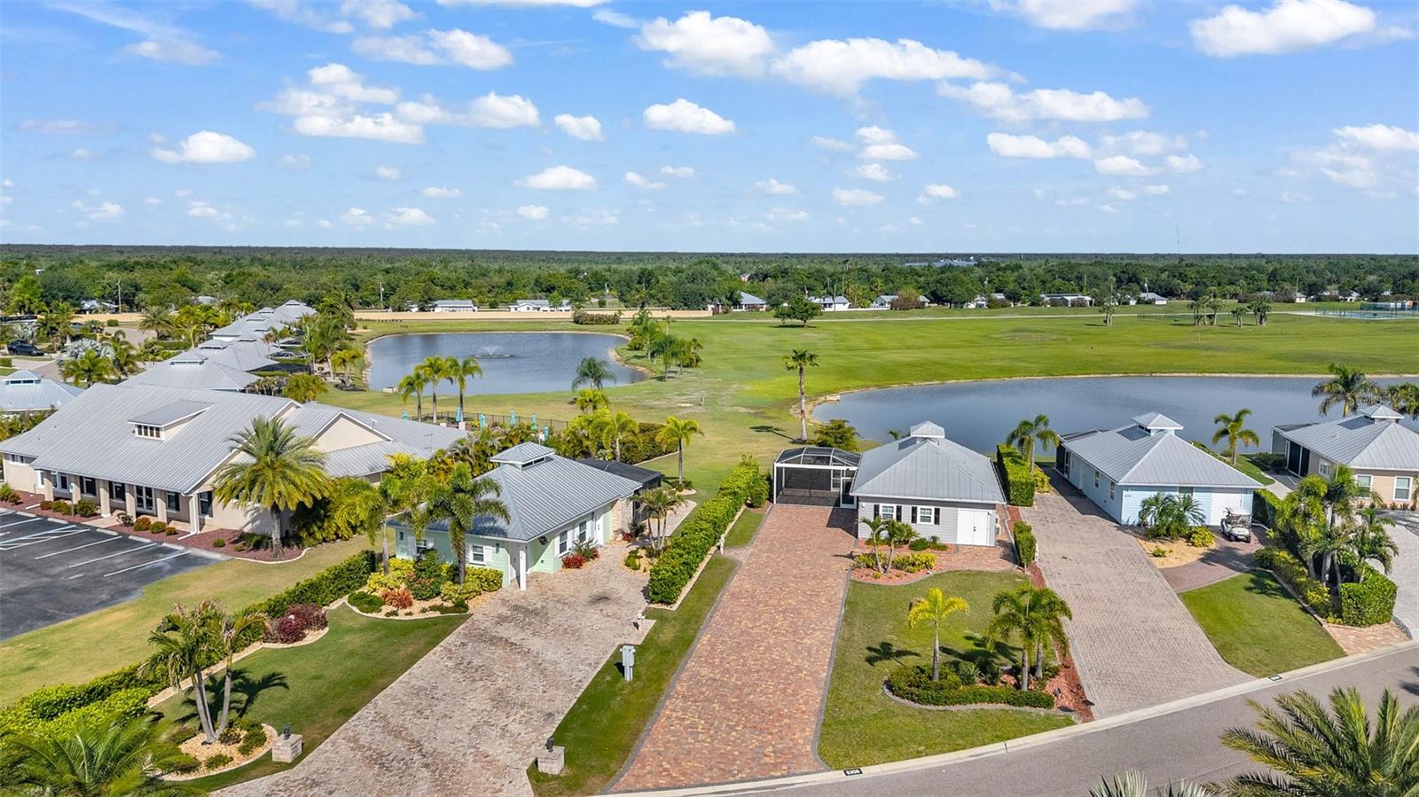 THORNTON CRK MOTORCOACH RESIDENCE - Residential