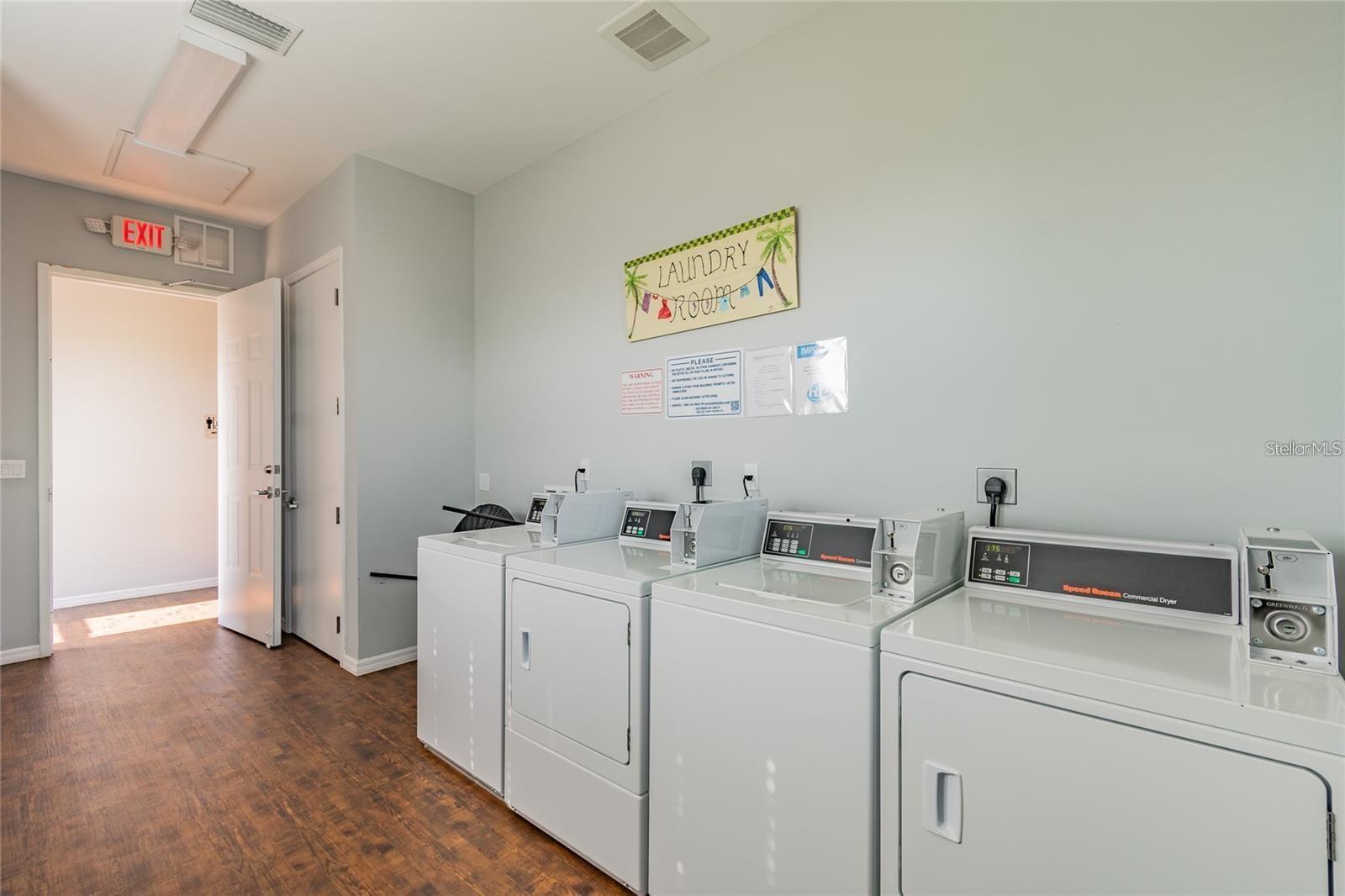 THORNTON CRK MOTORCOACH RESIDENCE - Residential