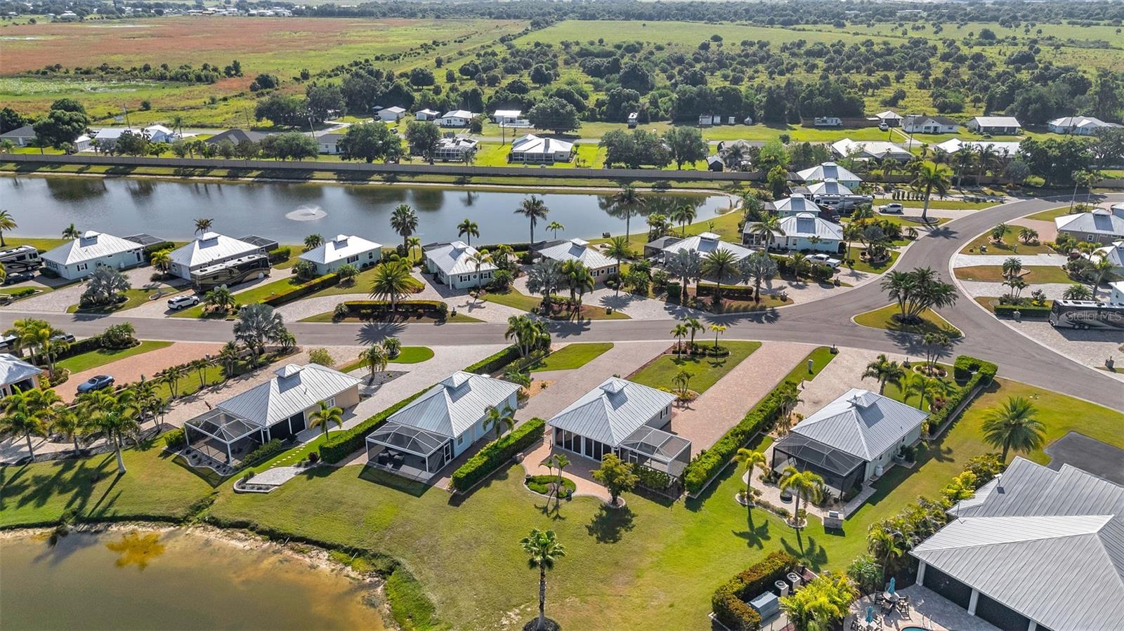 THORNTON CRK MOTORCOACH RESIDENCE - Residential