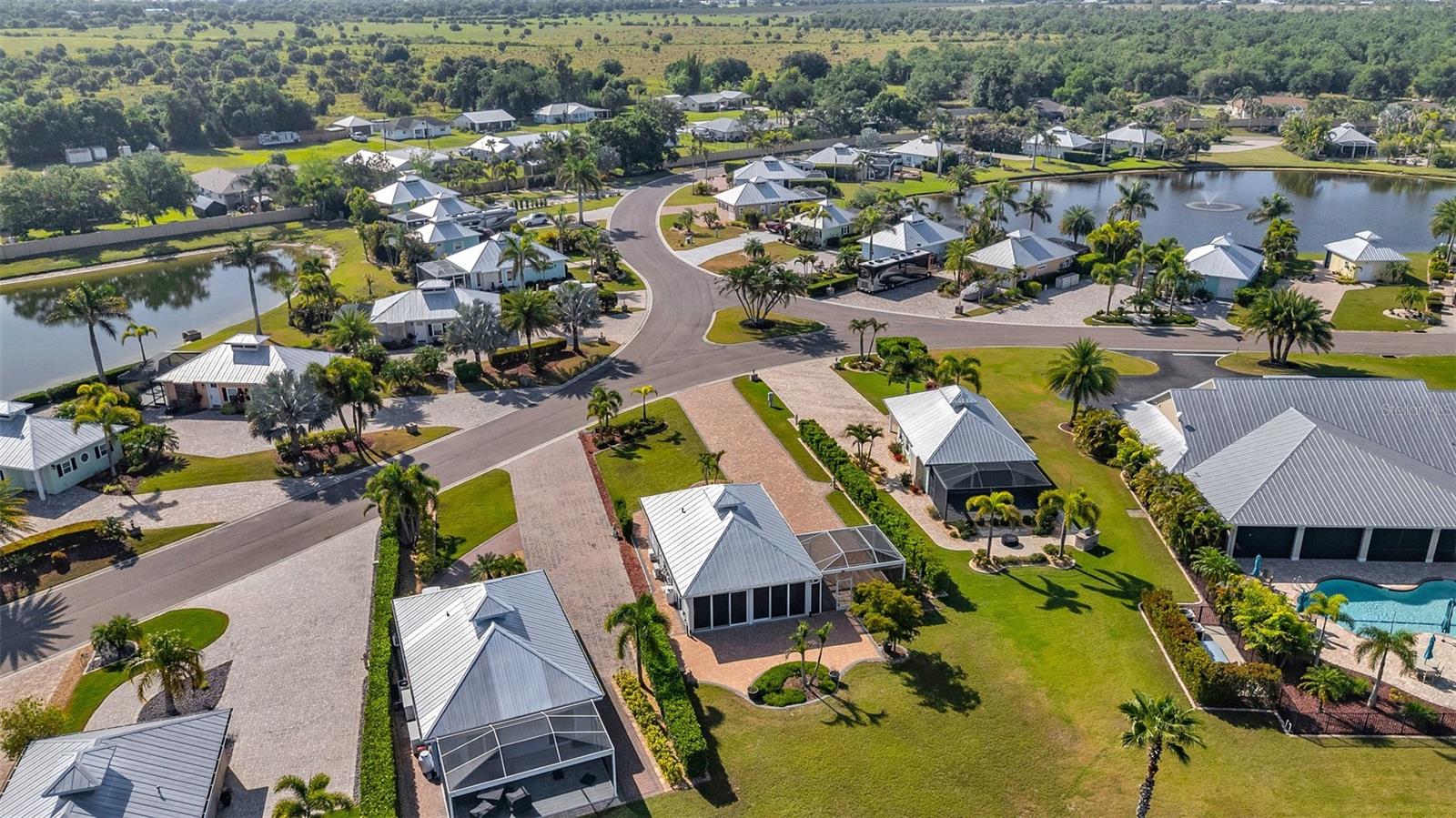 THORNTON CRK MOTORCOACH RESIDENCE - Residential