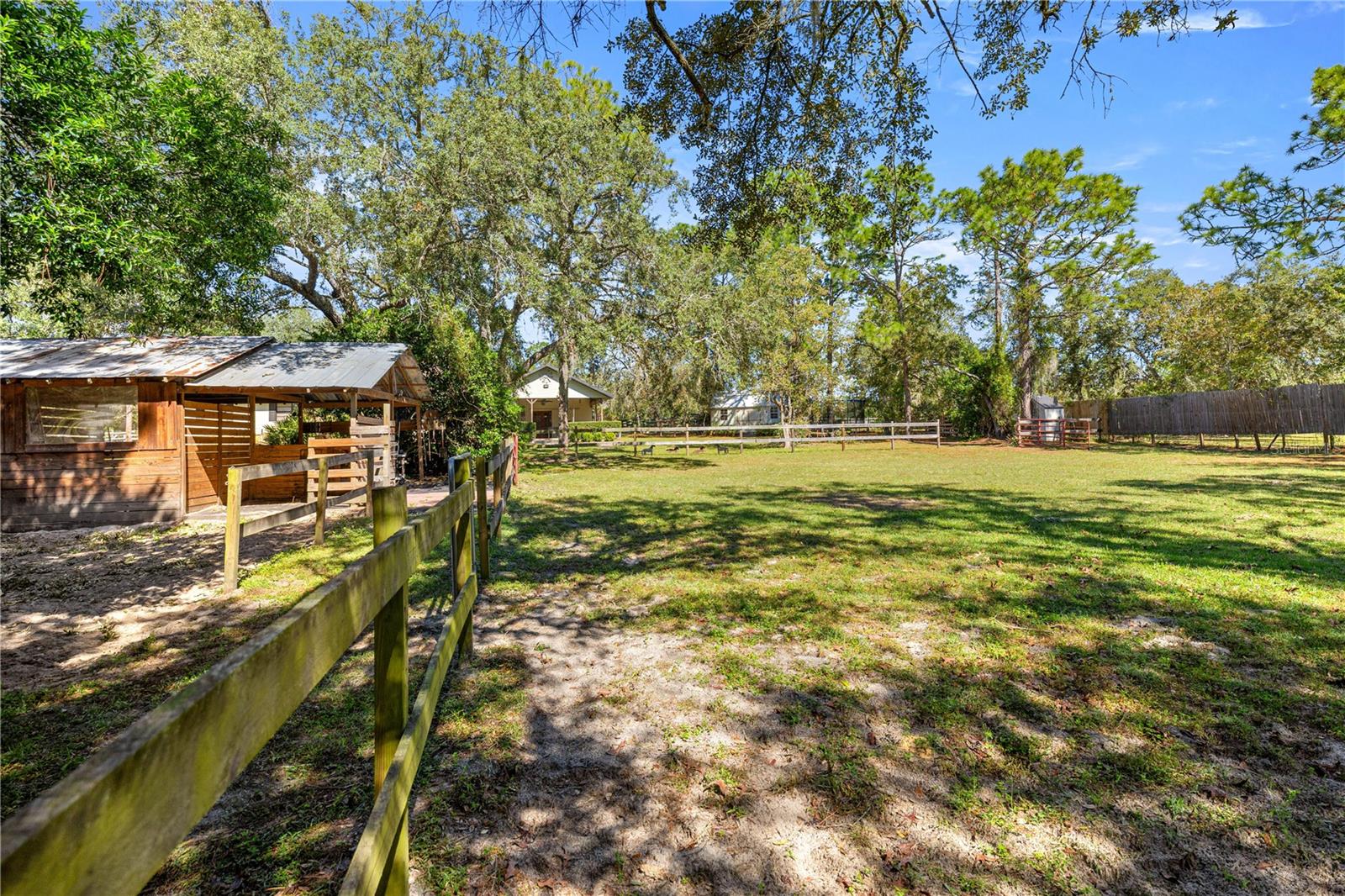 BRECKS HILL UNREC SUB - Residential