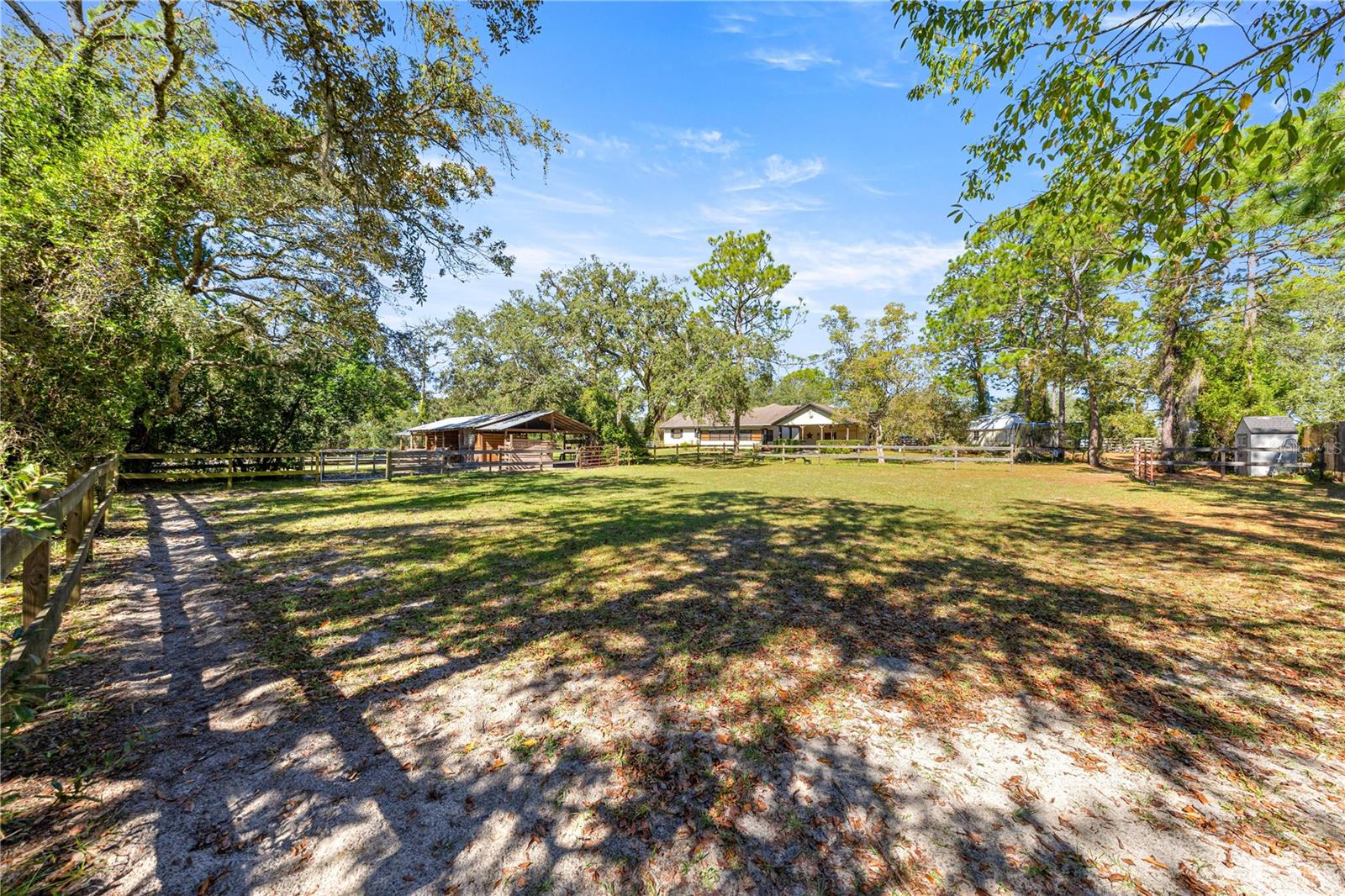 BRECKS HILL UNREC SUB - Residential