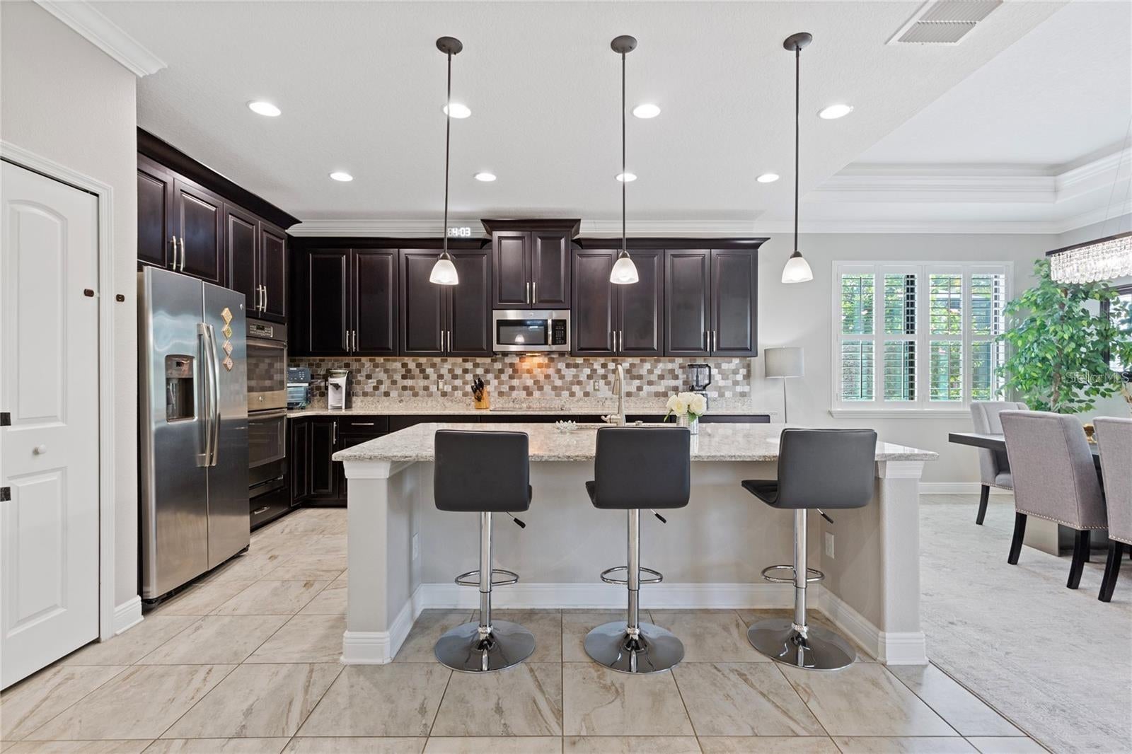 743 WELLINGTON COURT