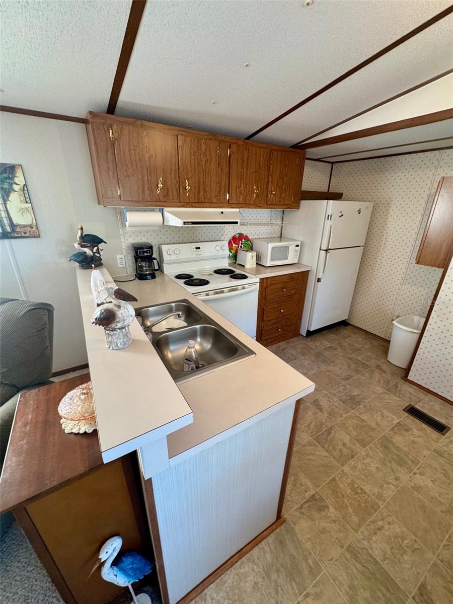 B & R SUB - Residential