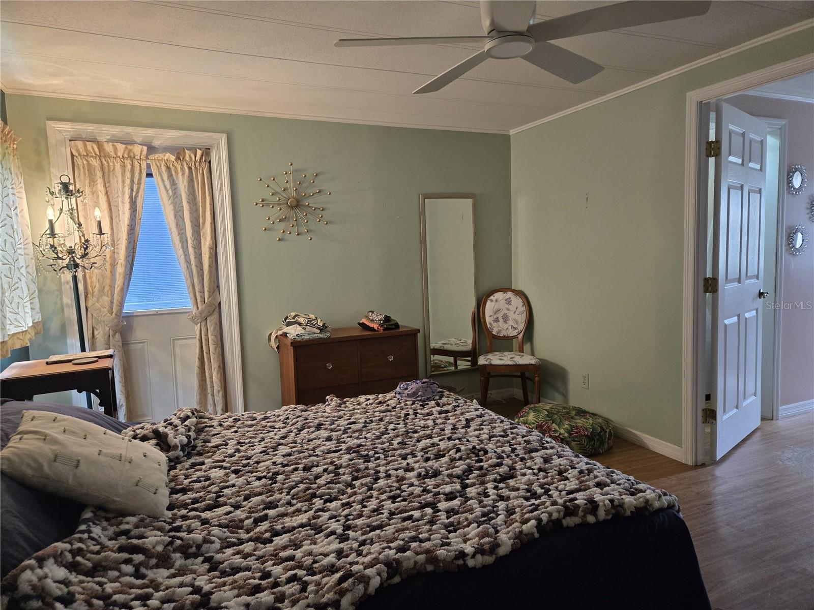 BANBURY VILLAGE CONDO - Residential