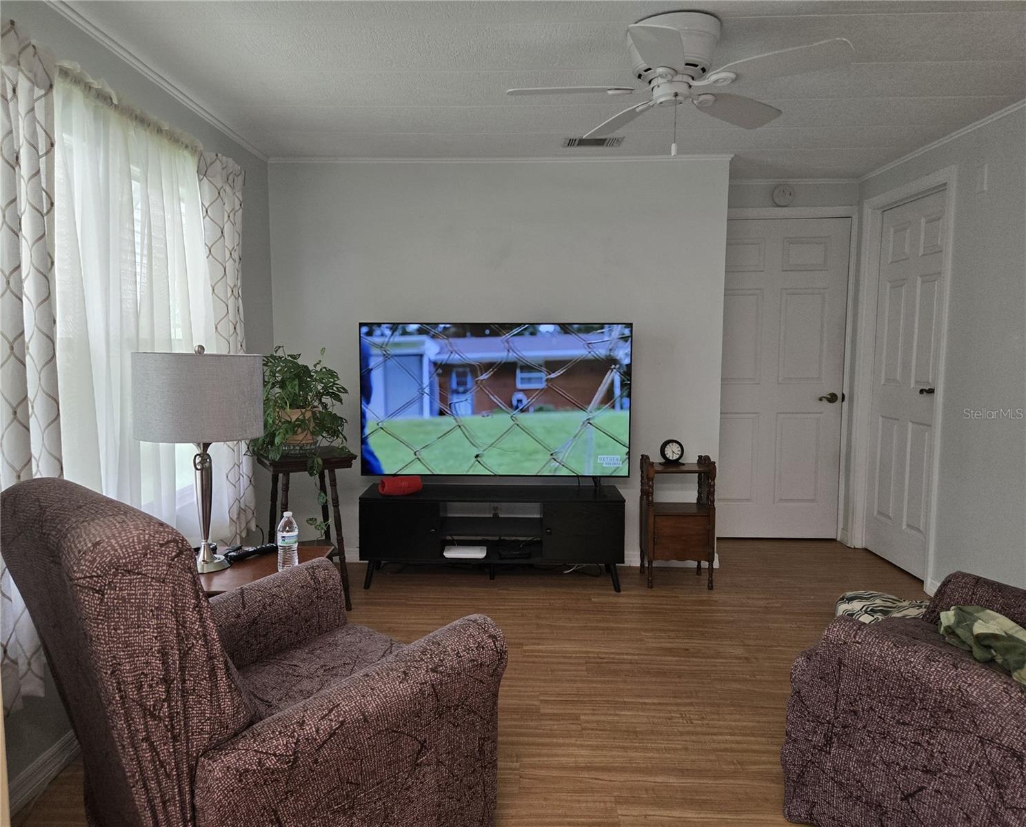 BANBURY VILLAGE CONDO - Residential