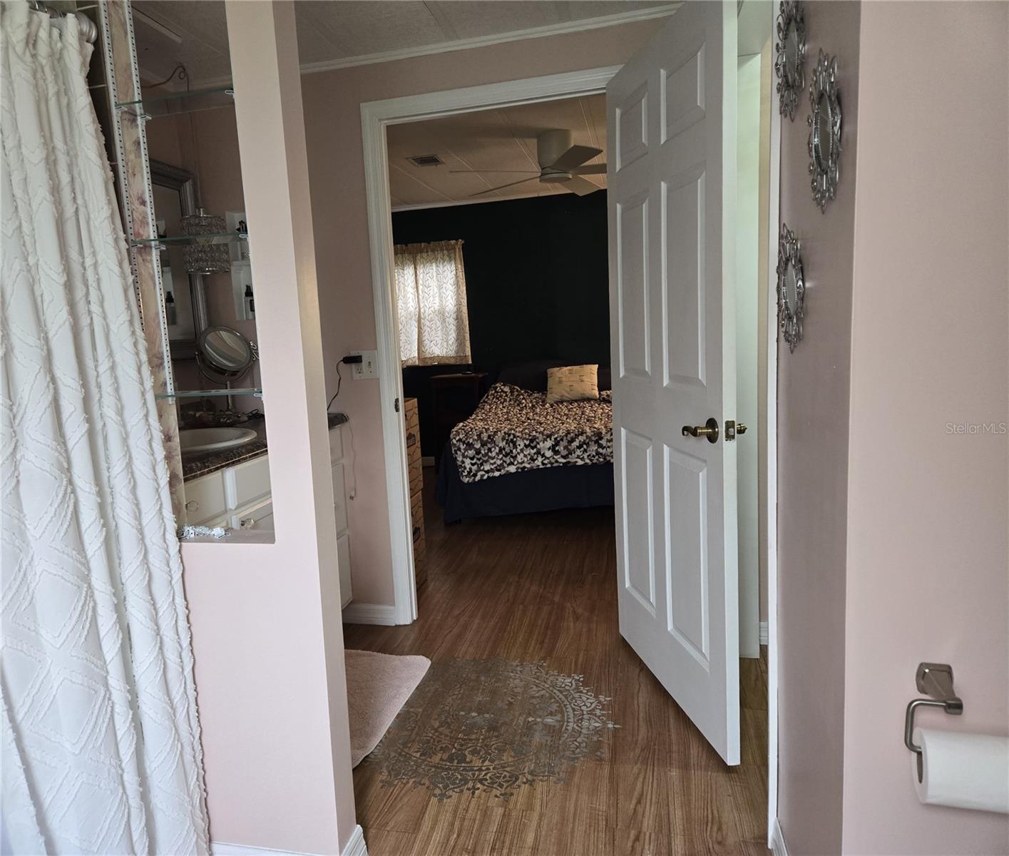 BANBURY VILLAGE CONDO - Residential