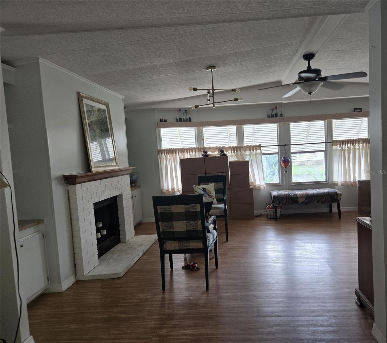 BANBURY VILLAGE CONDO - Residential