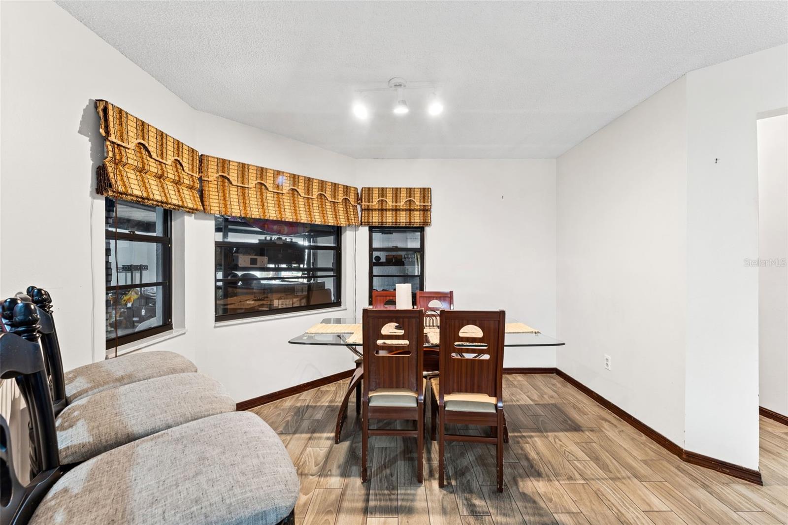 ROSEMONT SEC 04 - Residential