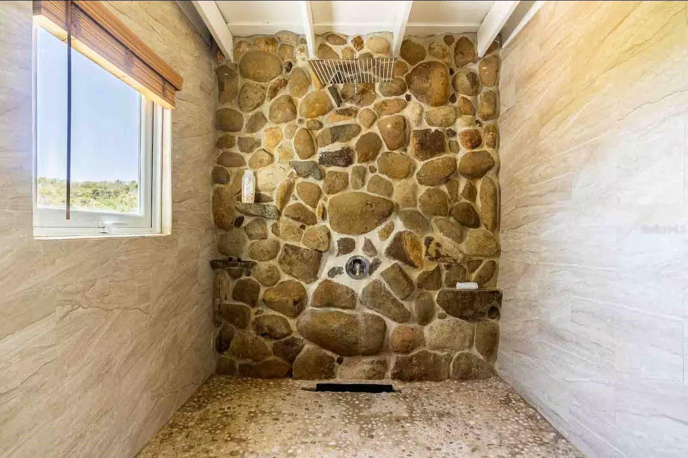 BARRIO FLAMENCO - Residential Income