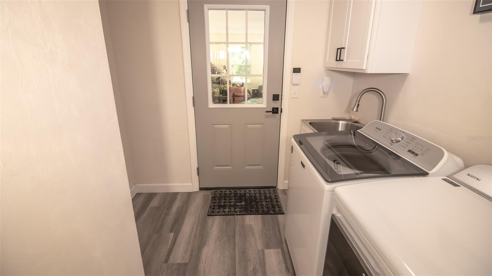 SEMINOLE RIDGE #6 - Residential