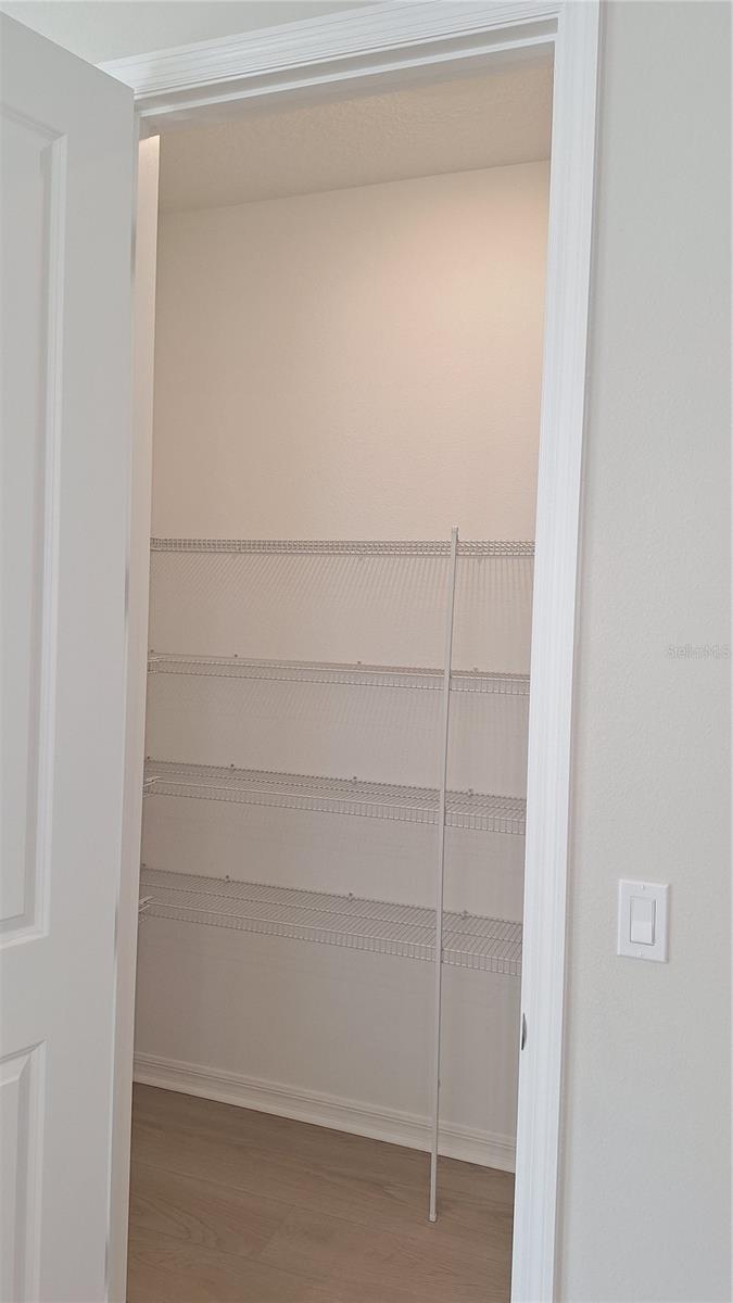 LANDINGS AT LIVE OAK LAKE - Residential Lease