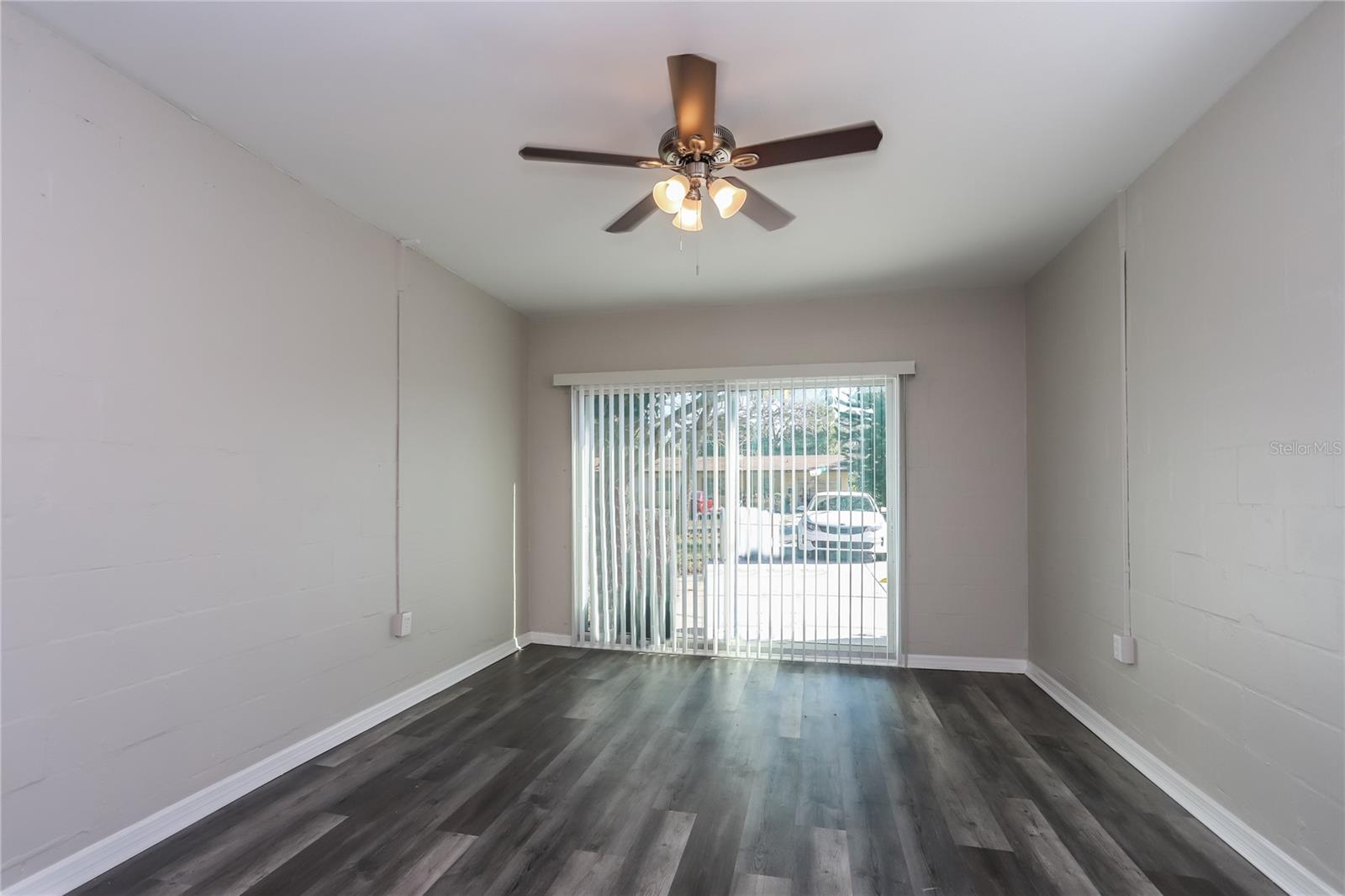POINT TERRACE SUB - Residential Lease