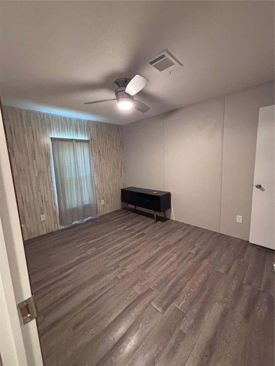 Photo of 133 Oak Circle, Interlachen, FL 32148 (MLS # GC542835)