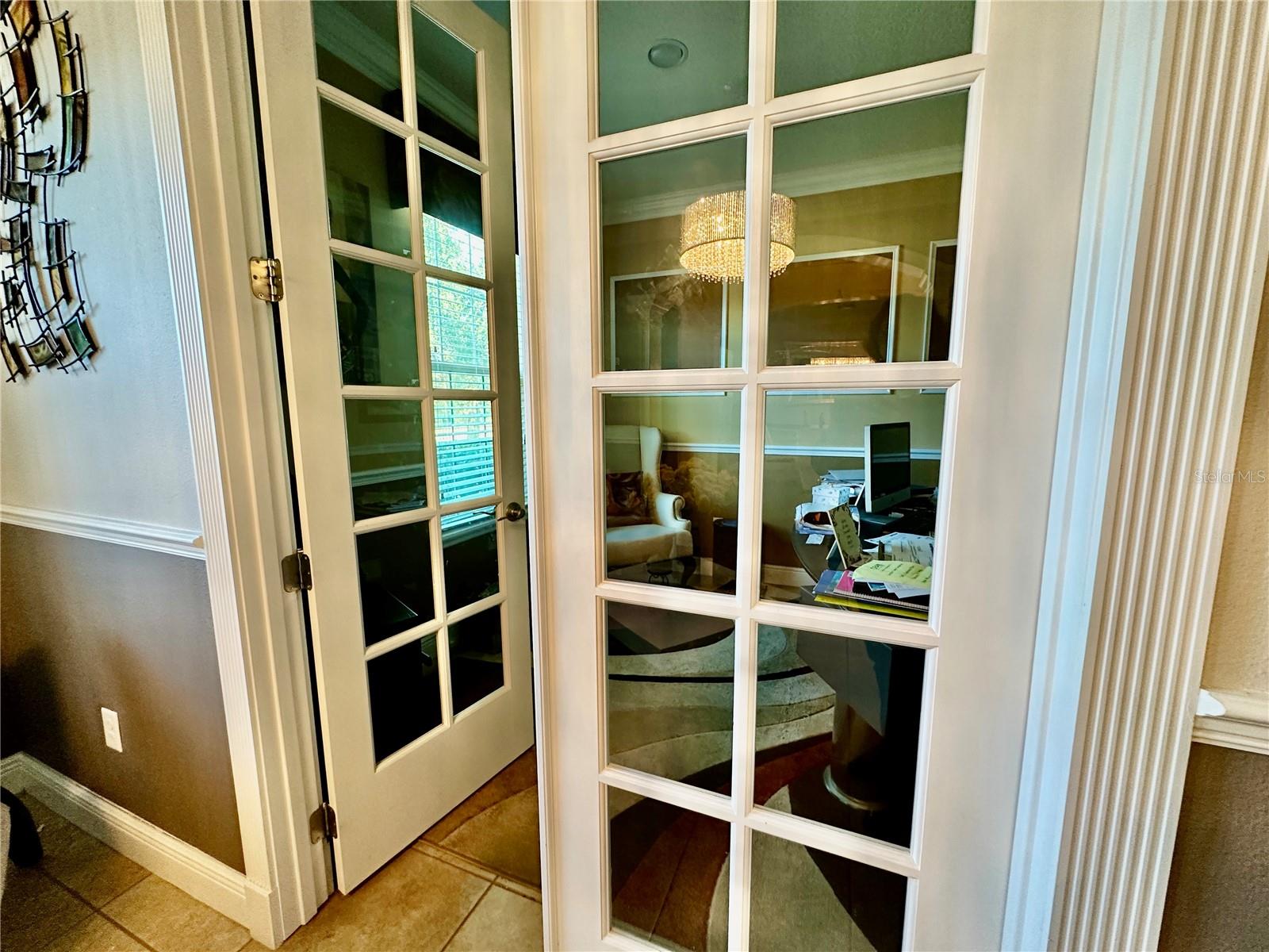 LAKESIDE ESTATES - Residential